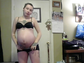 Amateur,MILF,Pregnant,Webcams,Strip