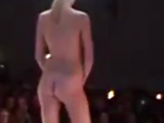 Flashing,Public Nudity,Strip