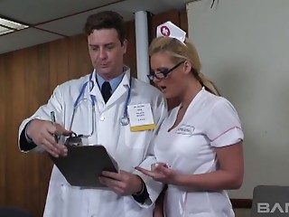 Nurse,Pornstar,Uniform,Couple,Blonde,Doctor,Glasses,Hardcore