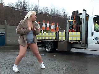 Pissing,Public Nudity,Blonde,Chubby,Flashing,MILF,Outdoor